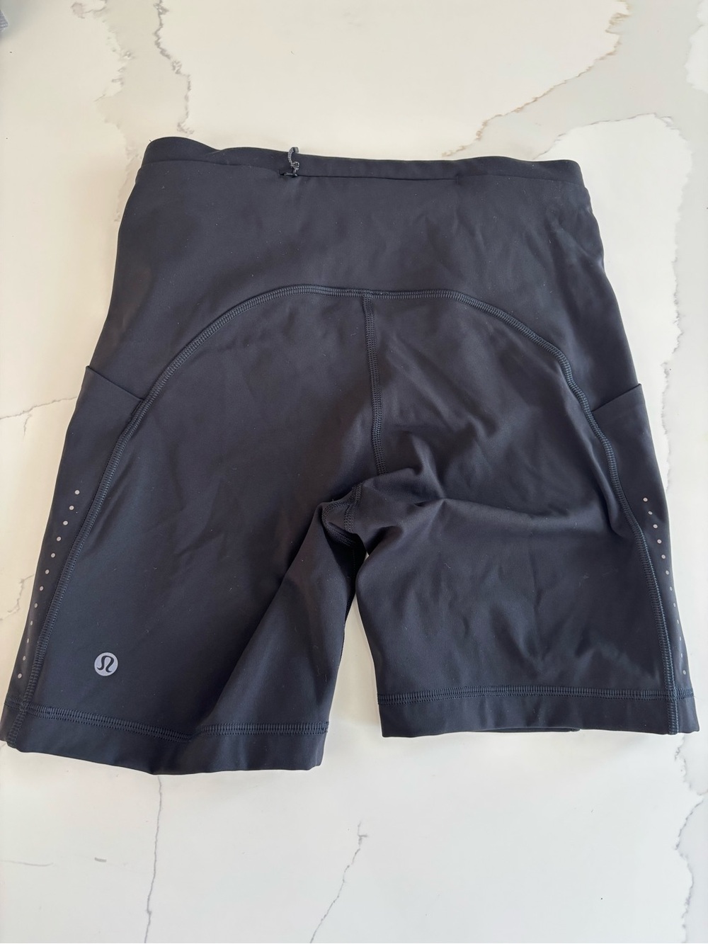 lululemon athletica Black Women's Athletic Bike Shorts size 4. Perfect for run